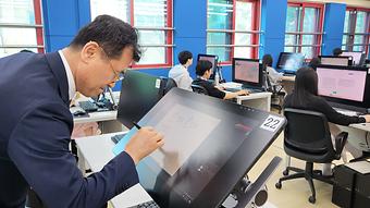 2025년 발명·특허 고등학교 지원사업 우수 고등학교 현장 방문2.jpg